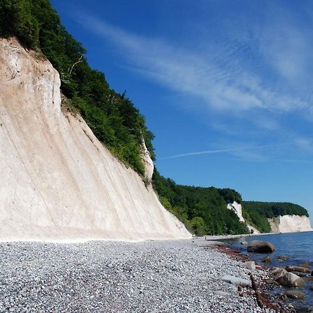 Schoene Ferienwohnungen Mit Kamin Im Ostseebad Sellin 외부 사진