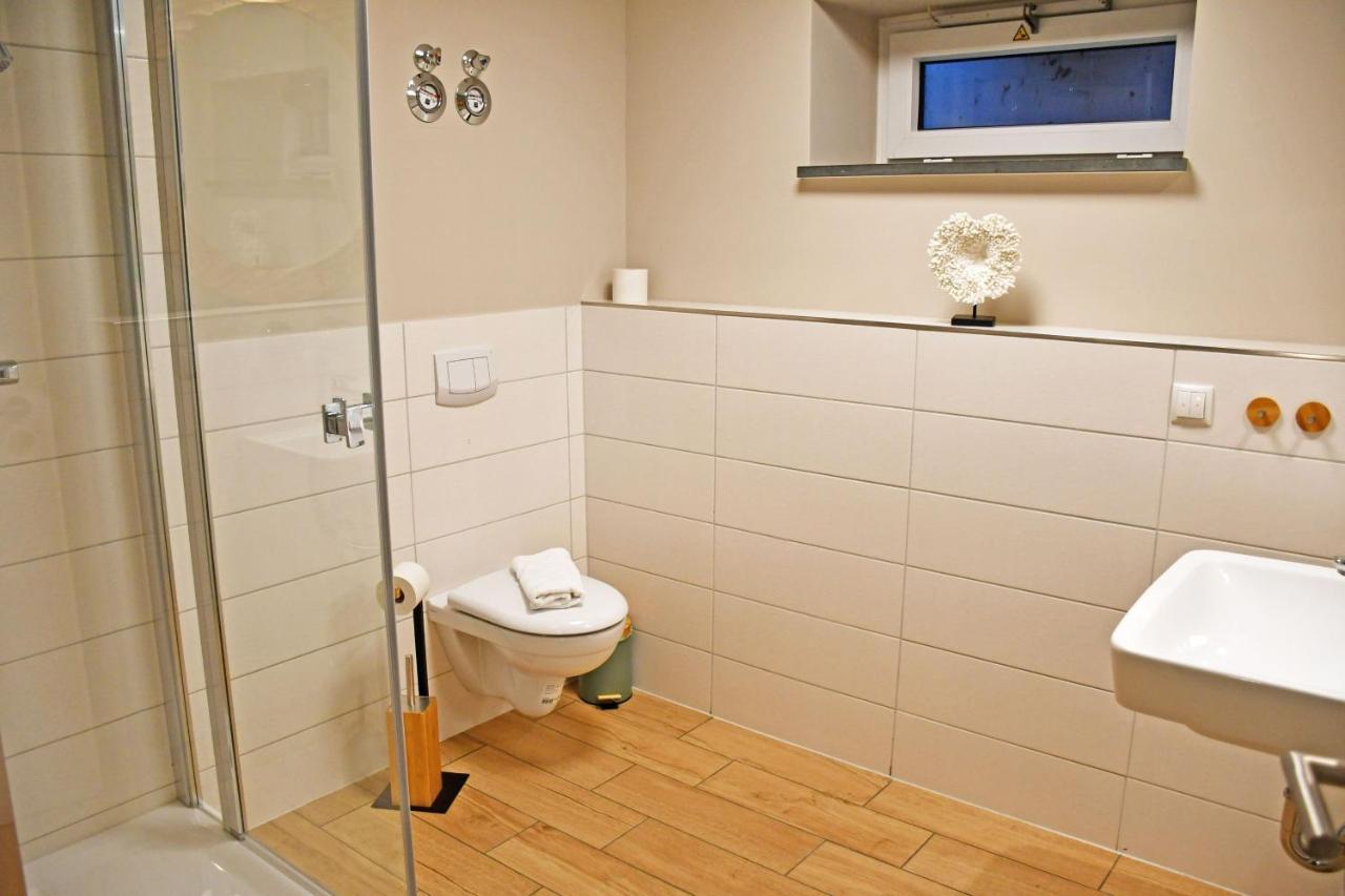 Schoene Ferienwohnungen Mit Kamin Im Ostseebad Sellin 외부 사진