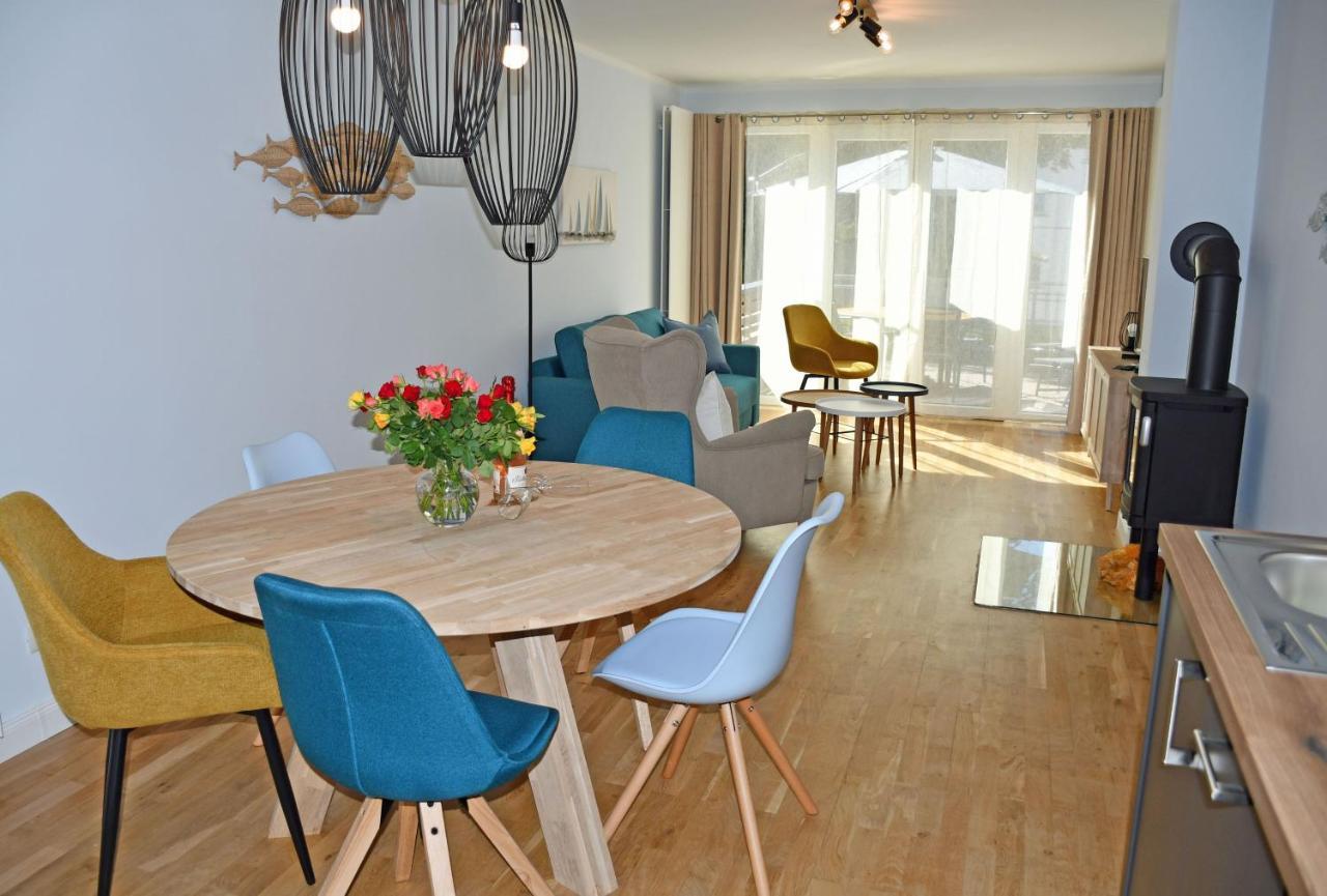 Schoene Ferienwohnungen Mit Kamin Im Ostseebad Sellin 외부 사진