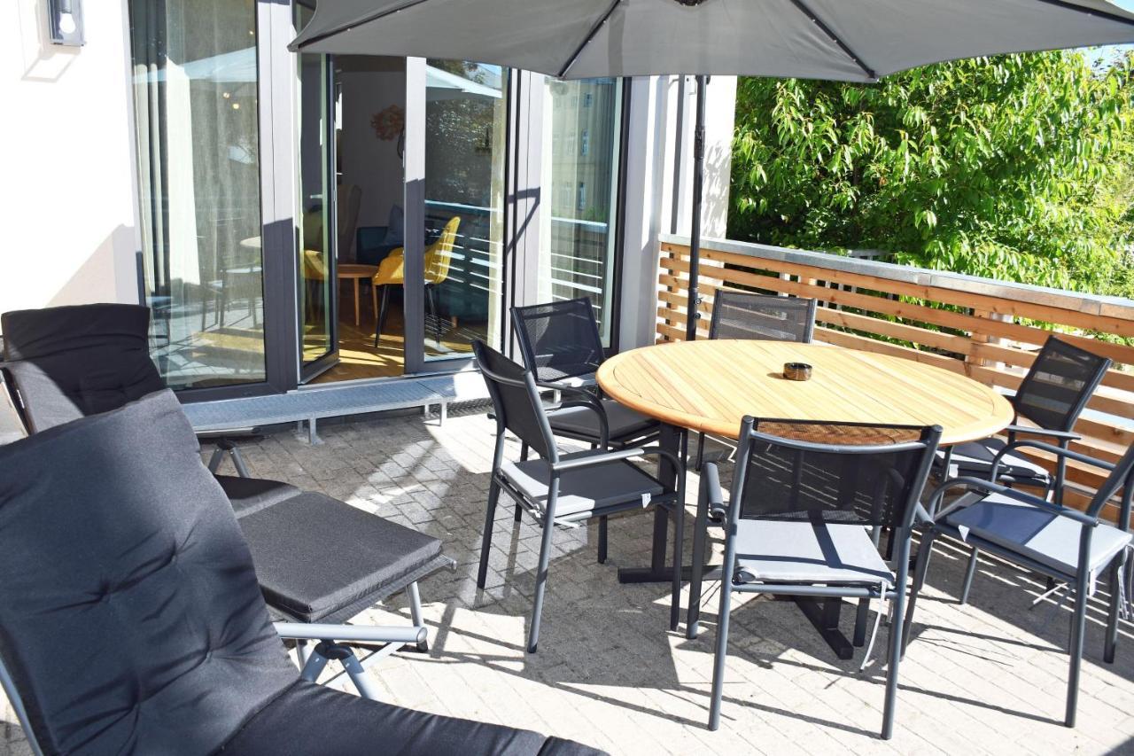 Schoene Ferienwohnungen Mit Kamin Im Ostseebad Sellin 외부 사진