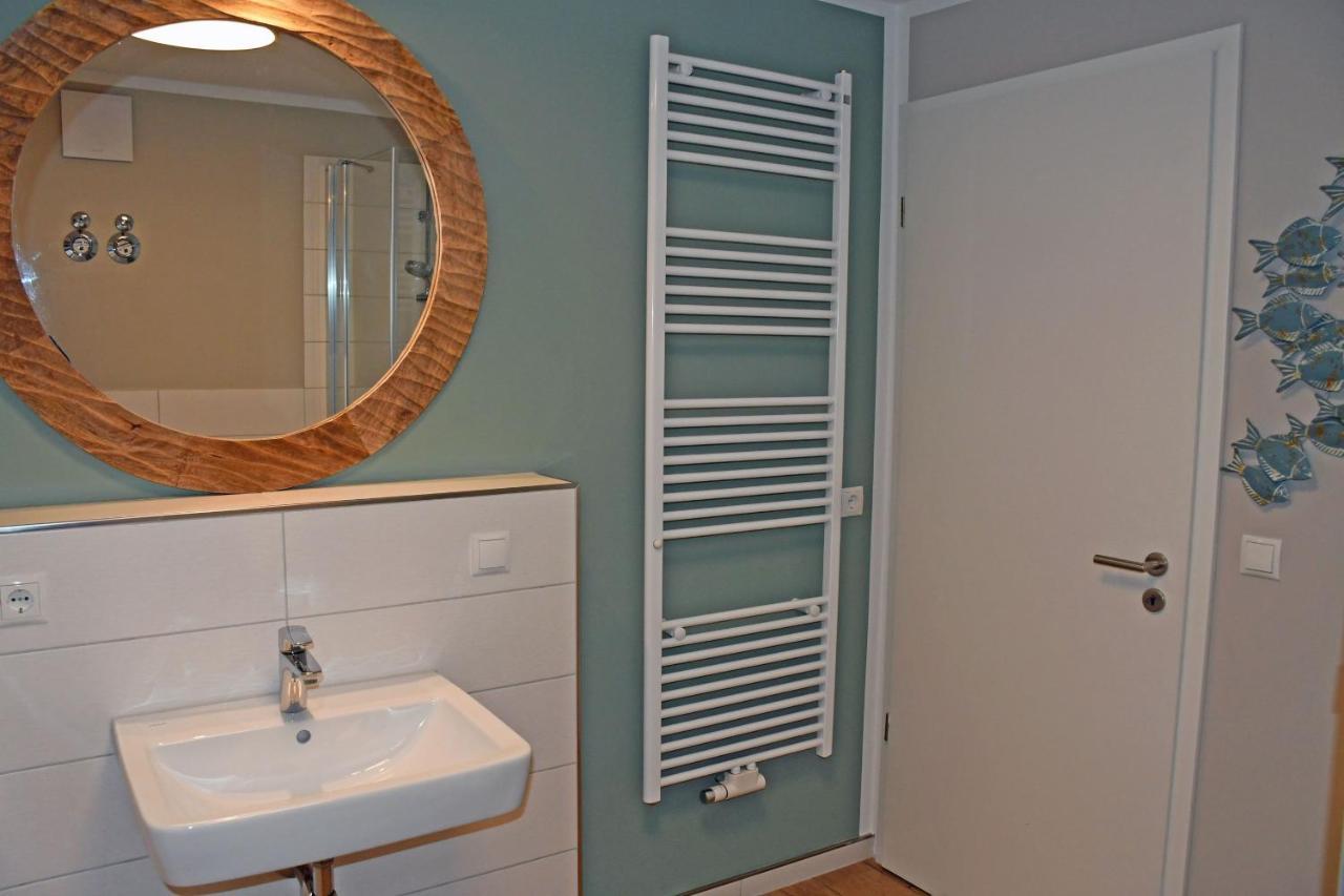 Schoene Ferienwohnungen Mit Kamin Im Ostseebad Sellin 외부 사진